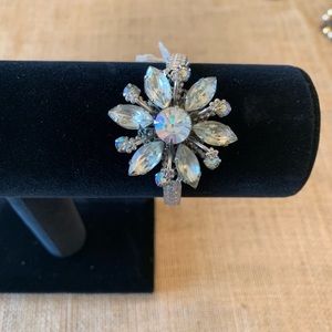 Dos Fannies rhinestone bracelet - from vintage